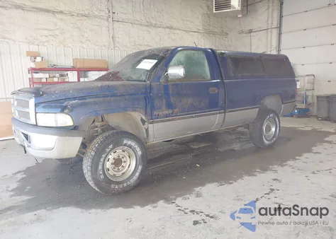 1995 Dodge Ram 2500 z USA, uszkodzony, nr VIN 1B7KF26W0SS298684